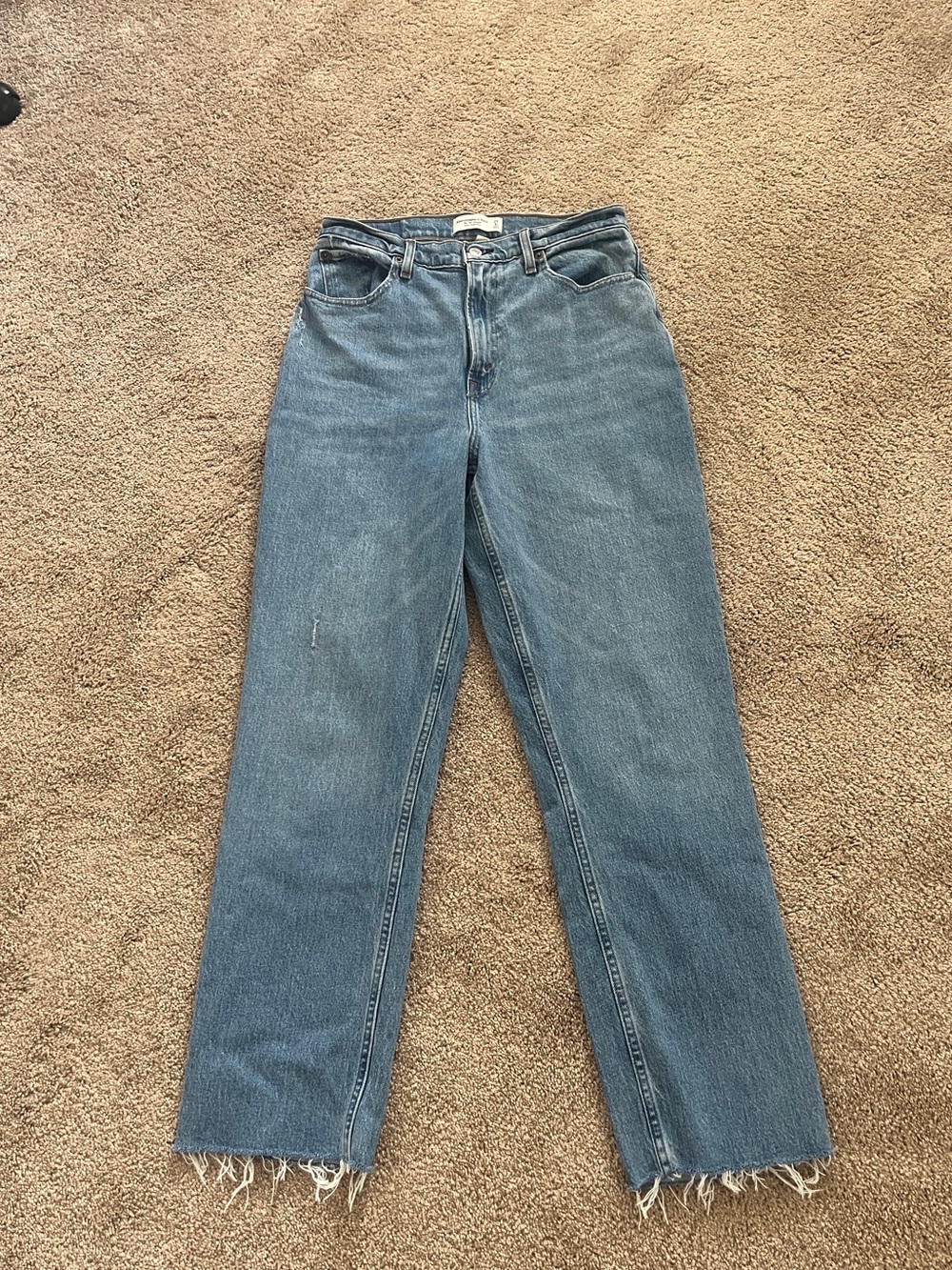 Abercrombie & Fitch High-Rise Straight Leg Blue Jeans